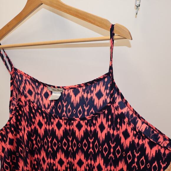 Ultra Teeze Size 3X Sun Top Assymetric Hem Sleeveless Drapes Nice - Picture 10 of 12